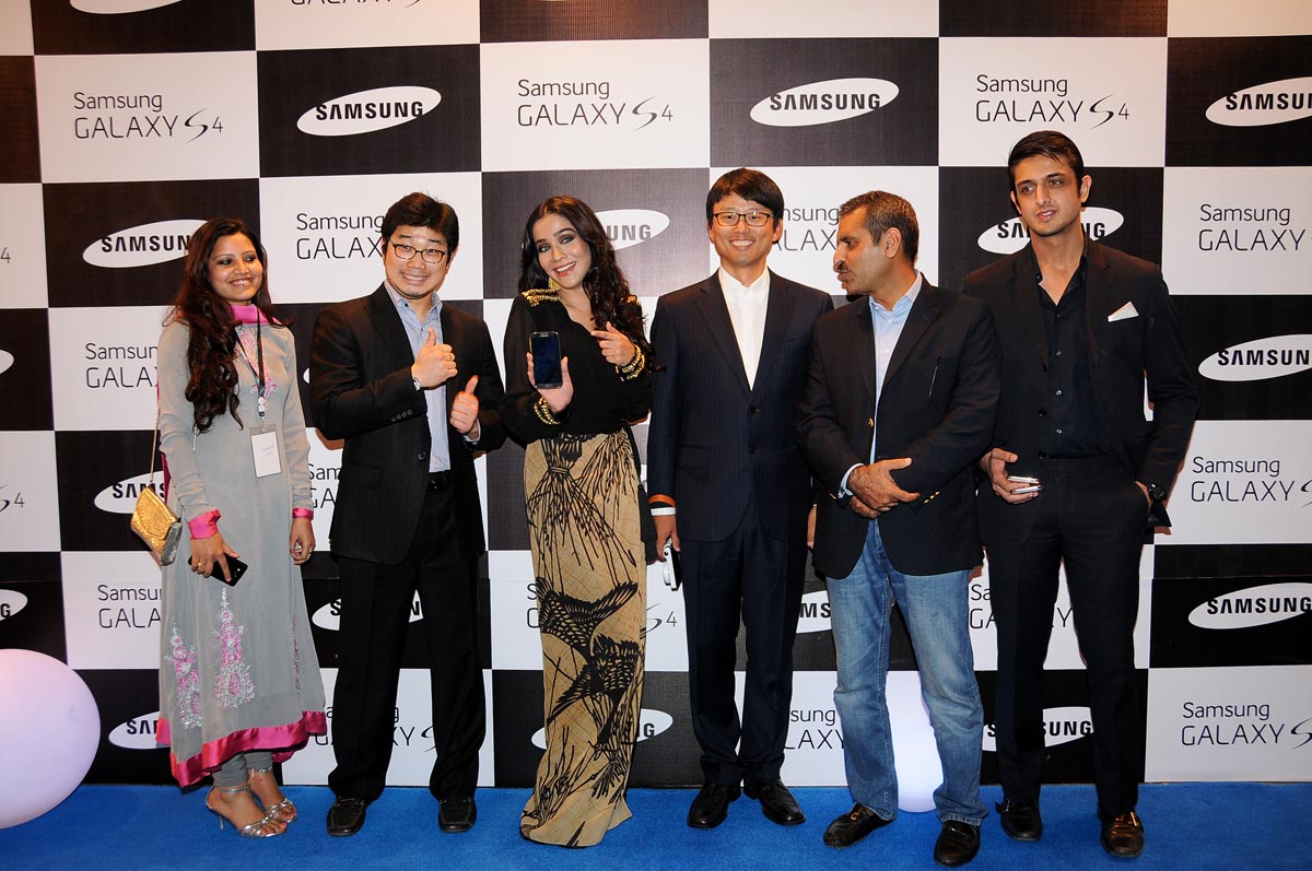 Humaima Malick stunned the audience at Samsung’s Galaxy S4 launch