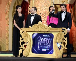 Ali Zafar Wins Film Award