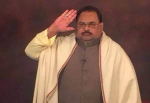 altaf hussain salutes pakistan army