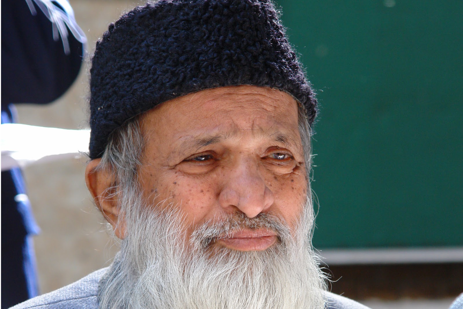 Edhi Headoffice Robbed